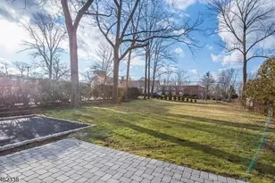 27 Center St, Chatham, NJ 07928 - Photo 7