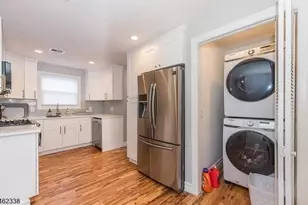 27 Center St, Chatham, NJ 07928 - Photo 5
