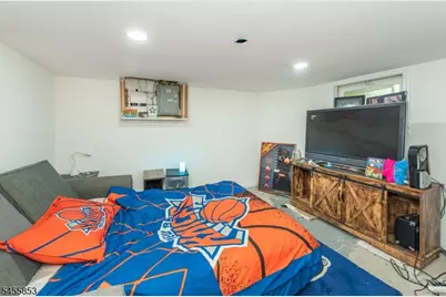 225 Elm Ave, Bogota, NJ 07603 - Photo 11