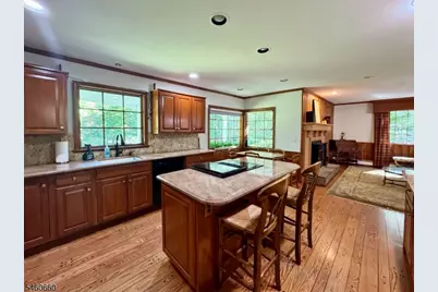 463 Laurel Ln, Kinnelon, NJ 07405 - Photo 23