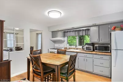 113 Harrison Ave, Roseland, NJ 07068 - Photo 5