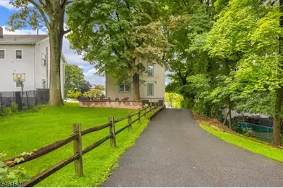113 Harrison Ave, Roseland, NJ 07068 - Photo 23