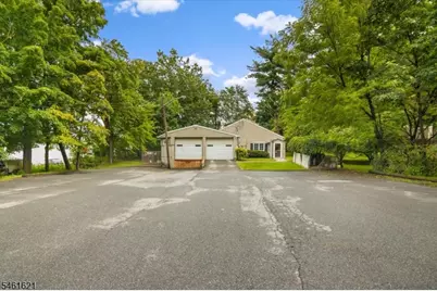 113 Harrison Ave, Roseland, NJ 07068 - Photo 27
