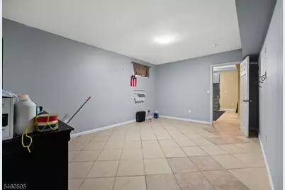 39 Richmond Ave, Paterson, NJ 07502 - Photo 27