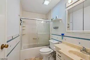 25 Lawrence Dr, Hackettstown, NJ 07840 - Photo 25