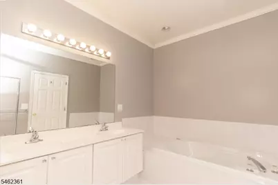 43 Tannery Hill Dr, Hardyston Township, NJ 07419 - Photo 9