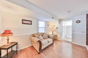 36B Bennett St, Phillipsburg, NJ 08865 - Photo 5