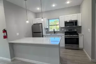 132 E Holsman St, Paterson, NJ 07522 - Photo 9