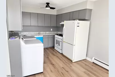 161 Garibaldi Ave, Lodi, NJ 07644 - Photo 5