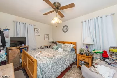 117 Grace St, Roselle, NJ 07203 - Photo 9
