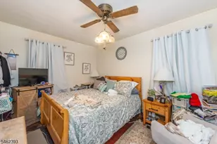 117 Grace St, Roselle, NJ 07203 - Photo 9