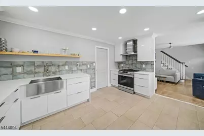 45 Leonard Ter, Wayne, NJ 07470 - Photo 7