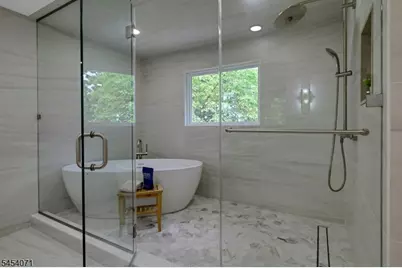 9 Crestview Ct, Montclair, NJ 07042 - Photo 21