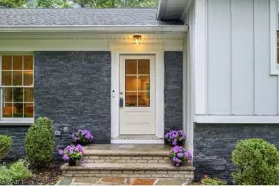 9 Crestview Ct, Montclair, NJ 07042 - Photo 3
