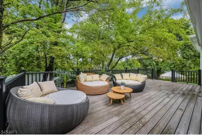 9 Crestview Ct, Montclair, NJ 07042 - Photo 37