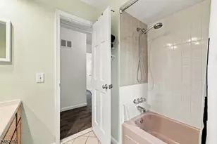 2 Timberline Dr, Bridgewater, NJ 08807 - Photo 35