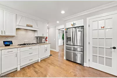 225 Hockenbury Rd, Hillsborough Township, NJ 08844 - Photo 29