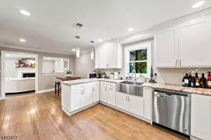 225 Hockenbury Rd, Hillsborough Township, NJ 08844 - Photo 27