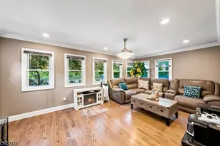 225 Hockenbury Rd, Hillsborough Township, NJ 08844 - Photo 23