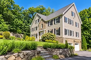 14 Hidden Valley Dr, Vernon Twp., NJ 07462 - Photo 1