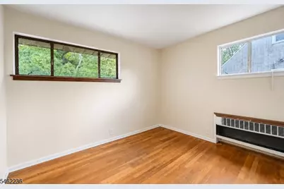 77 Independence Dr, Roselle, NJ 07203 - Photo 23