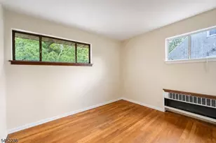 77 Independence Dr, Roselle, NJ 07203 - Photo 23