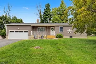 4 Gapview Ave, Hope Township, NJ 07825 - Photo 1