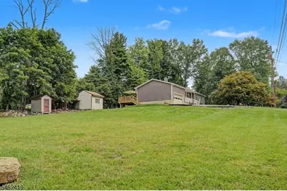 4 Gapview Ave, Hope Township, NJ 07825 - Photo 3