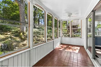 51 Valley View Ter, Wayne, NJ 07470 - Photo 9