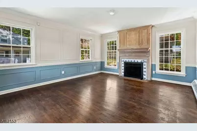 51 Valley View Ter, Wayne, NJ 07470 - Photo 15