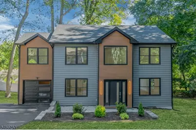 39 Woodcrest Rd, Parsippany, NJ 07005 - Photo 1