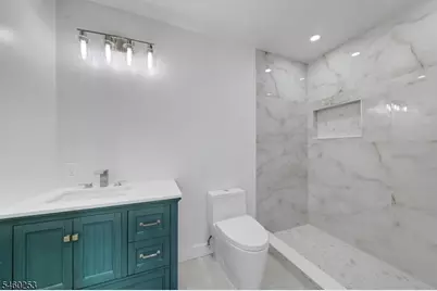 39 Woodcrest Rd, Parsippany, NJ 07005 - Photo 21