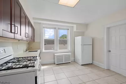 60-62 Elmwood Ave #3, Montclair, NJ 07042 - Photo 7