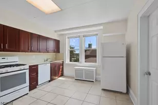 60-62 Elmwood Ave, Montclair, NJ 07042 - Photo 5