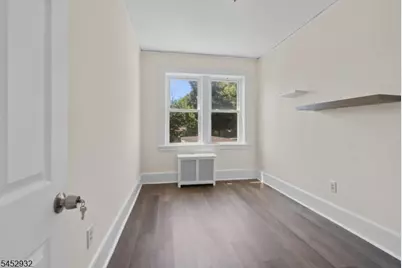 60-62 Elmwood Ave #3, Montclair, NJ 07042 - Photo 9