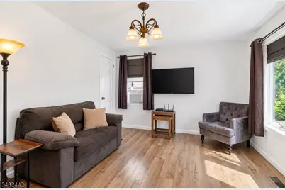 36 Park Ave, Wanaque, NJ 07420 - Photo 5