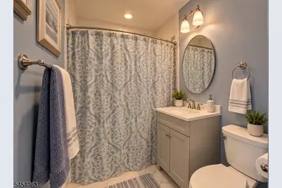 91 Lynwood Rd, Verona, NJ 07044 - Photo 9
