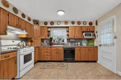 1449 Frances Ln, Plainfield, NJ 07062 - Photo 7