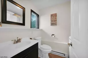 19 Pepper Rd, Montville Township, NJ 07082 - Photo 17