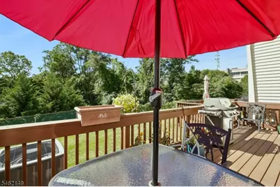 138 Leonardo Dr, West Orange Township, NJ 07052 - Photo 31