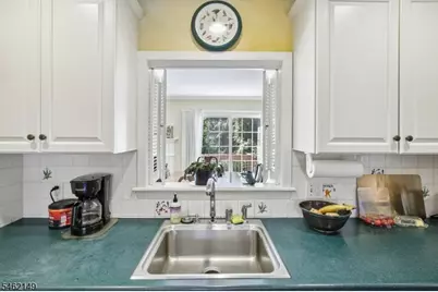 138 Leonardo Dr, West Orange Township, NJ 07052 - Photo 19