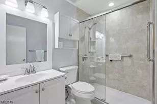 138 Leonardo Dr, West Orange Township, NJ 07052 - Photo 27