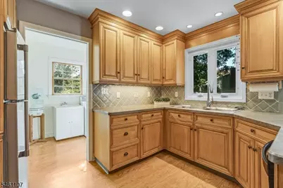 9 Canterbury Way, Morris Township, NJ 07960 - Photo 13