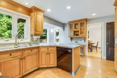 9 Canterbury Way, Morris Township, NJ 07960 - Photo 11