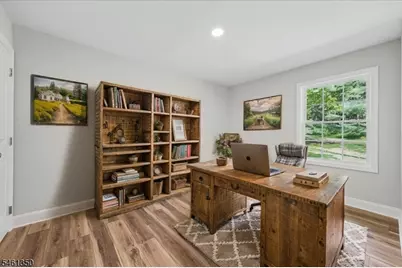 17 Londonderry Dr, Raritan Township, NJ 08822 - Photo 19