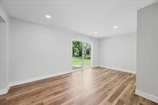 17 Londonderry Dr, Raritan Township, NJ 08822 - Photo 11
