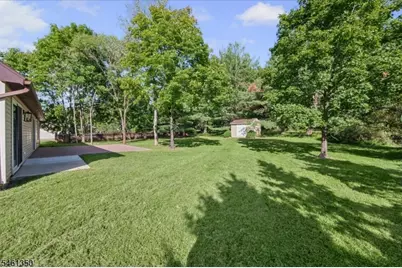 17 Londonderry Dr, Raritan Township, NJ 08822 - Photo 37
