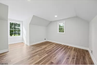 17 Londonderry Dr, Raritan Township, NJ 08822 - Photo 25