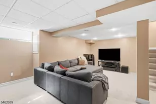 171 Salem Rd, North Brunswick Township, NJ 08902 - Photo 21