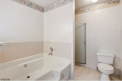 171 Salem Rd, North Brunswick Township, NJ 08902 - Photo 19